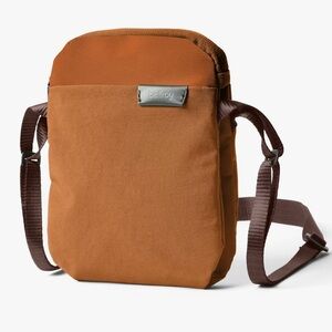 Bellroy Small Messenger Crossbody in Rust and Dark Brown + EXTRA Toiletry Bag